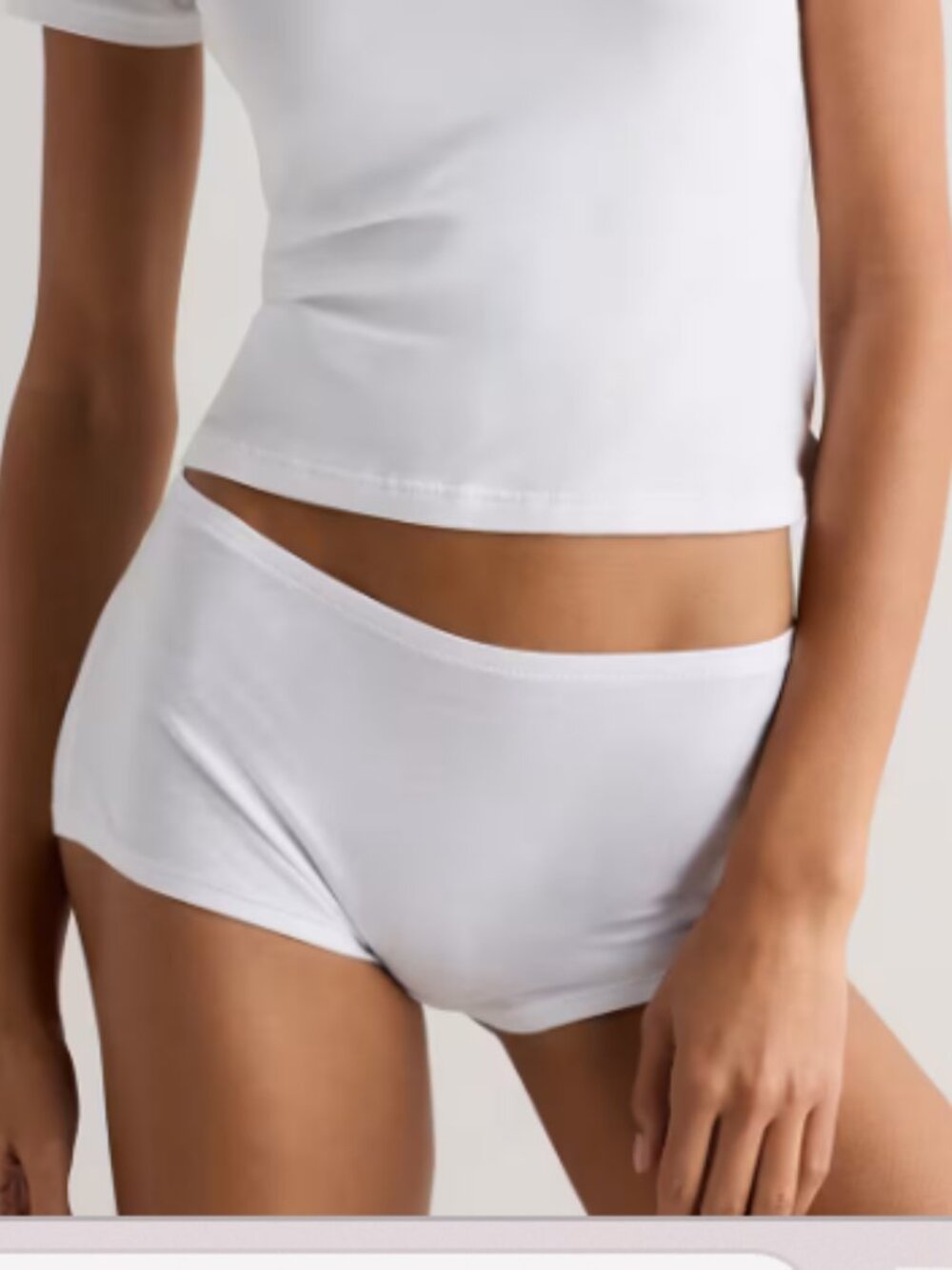 Quince Organic Cotton Boyshort Soft White M NEW